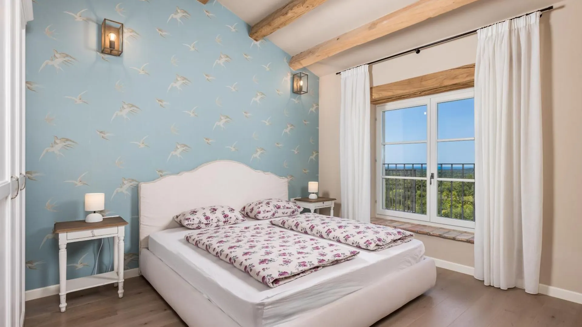 Villa Plava With Panoramic Seaview And Big Pool Bale
