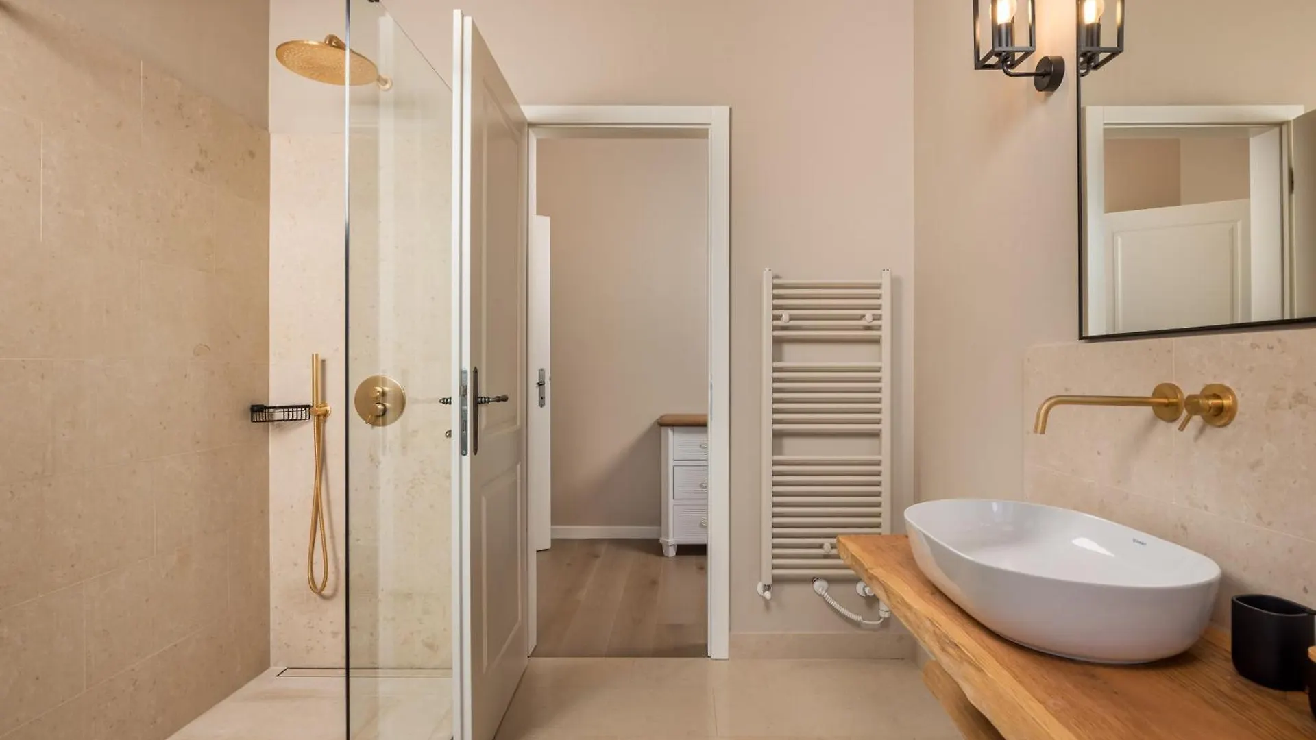 Villa Plava With Panoramic Seaview And Big Pool Bale