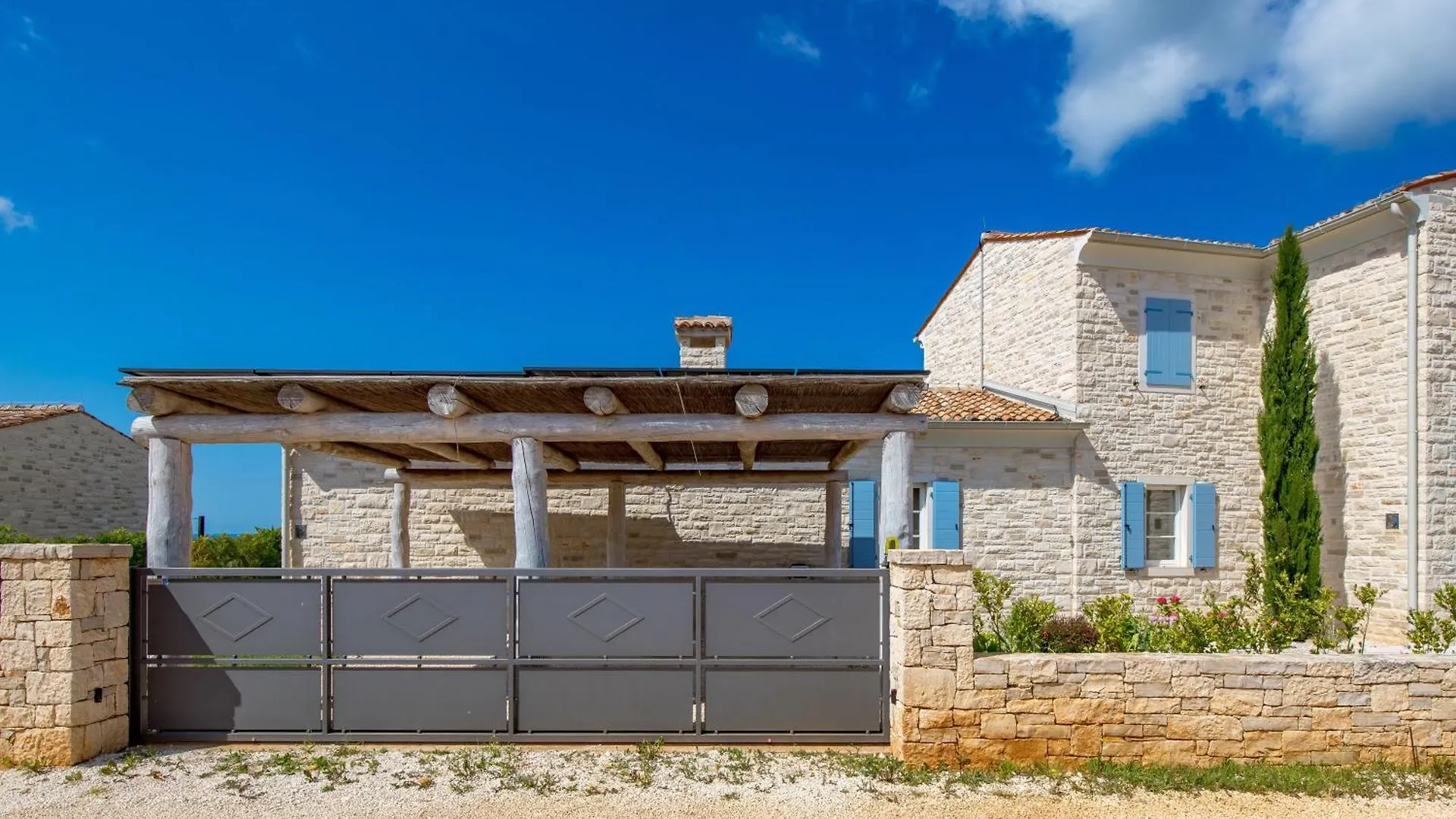 Villa Plava With Panoramic Seaview And Big Pool Bale