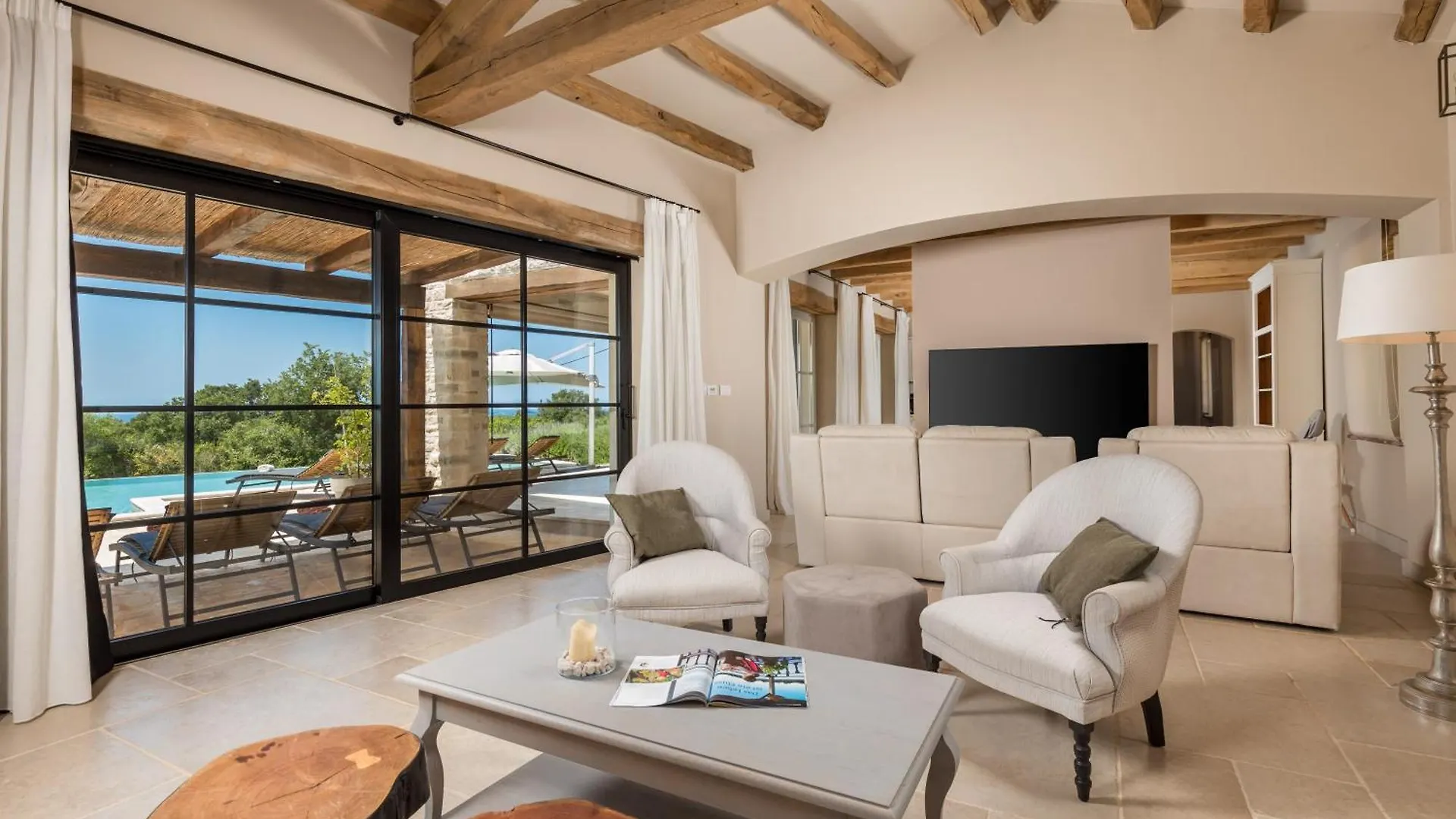 Villa Plava With Panoramic Seaview And Big Pool Bale