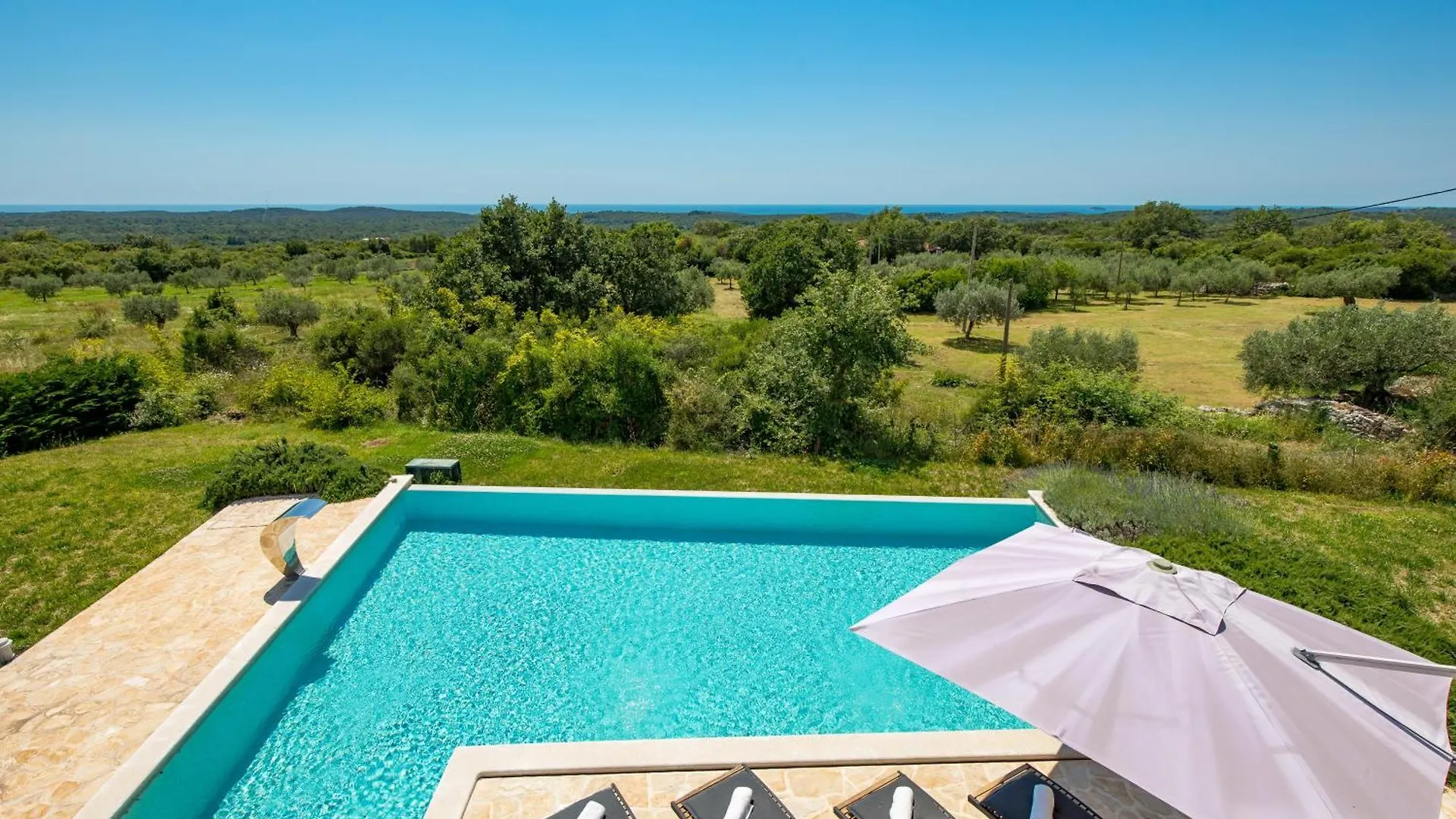 Villa Plava With Panoramic Seaview And Big Pool Bale