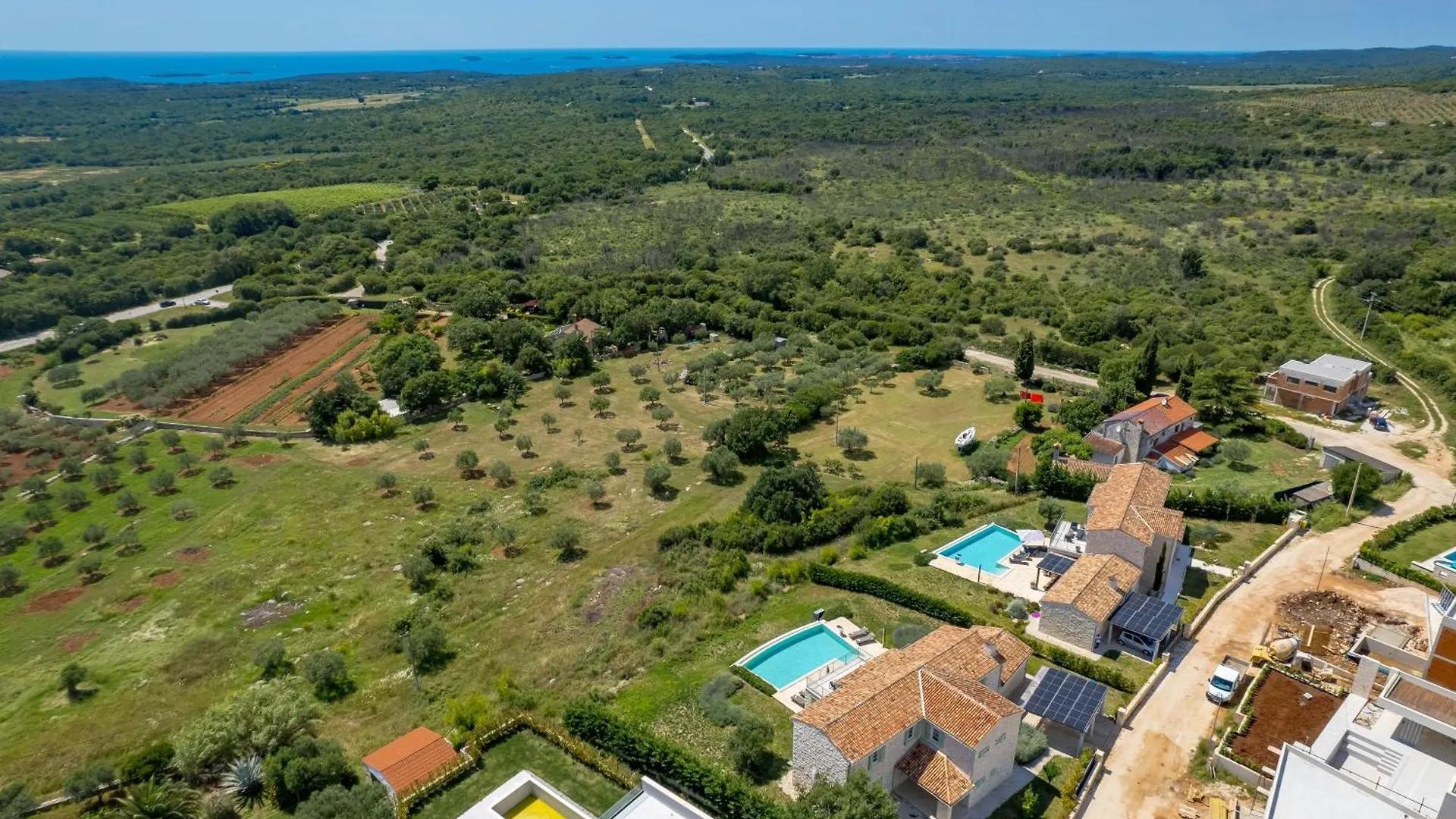 Villa Plava With Panoramic Seaview And Big Pool Bale