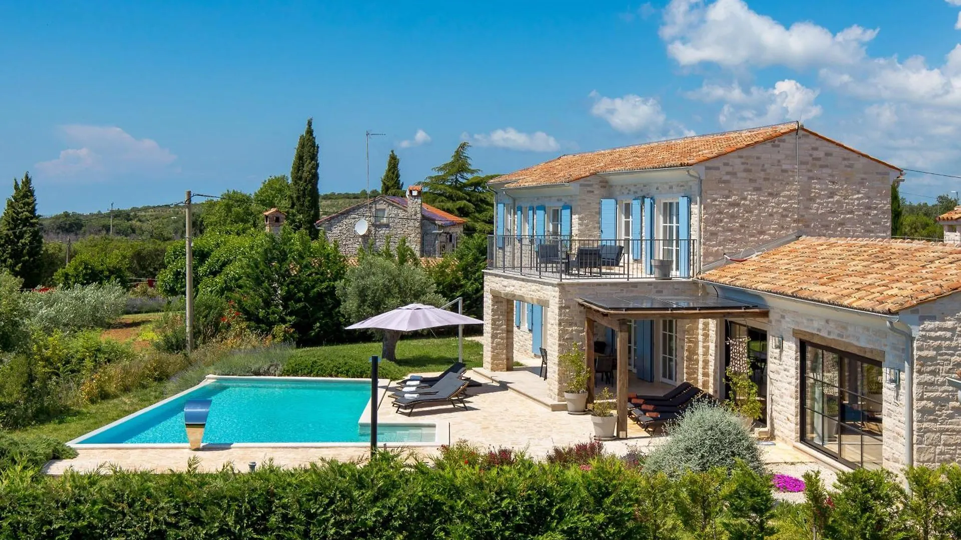 Villa Plava With Panoramic Seaview And Big Pool Bale