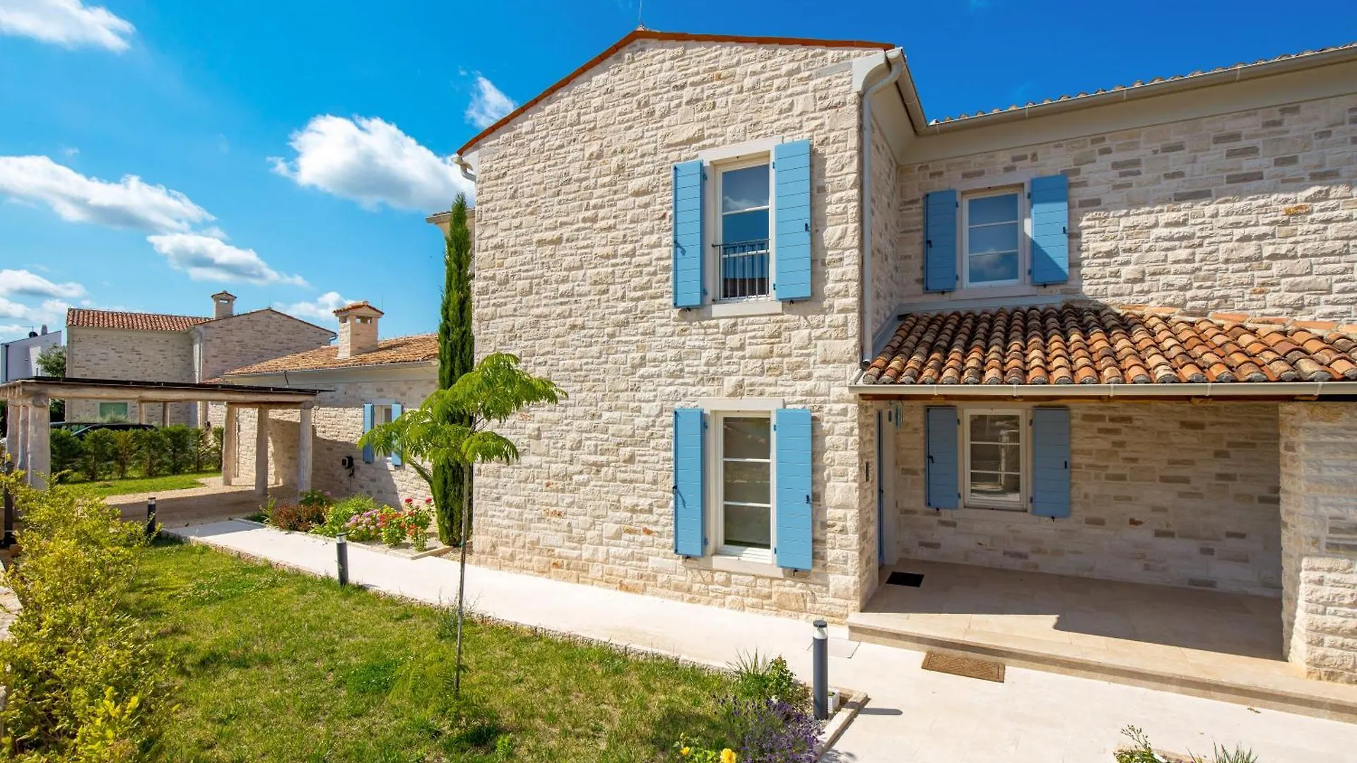 Villa Plava With Panoramic Seaview And Big Pool Bale 0*,  Croatia