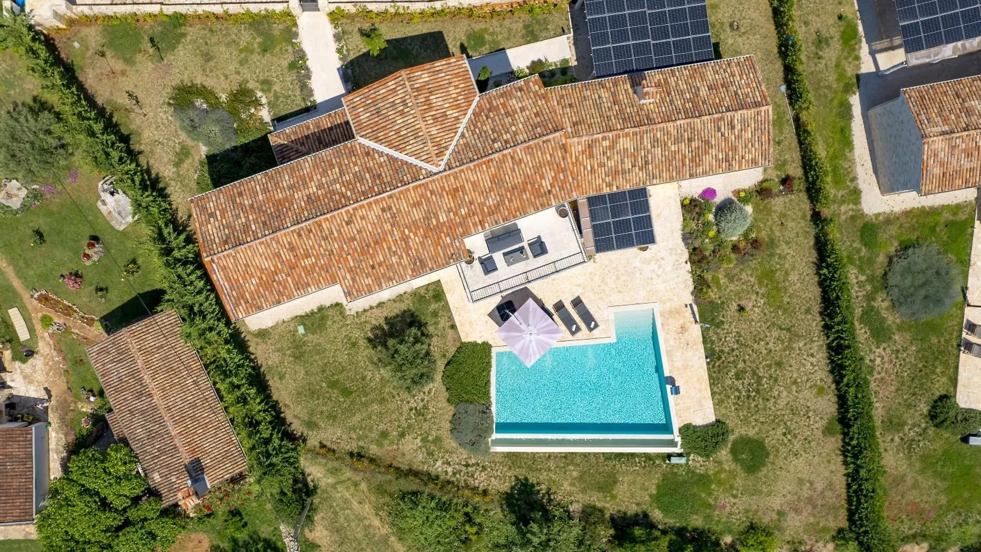 Villa Plava With Panoramic Seaview And Big Pool Bale