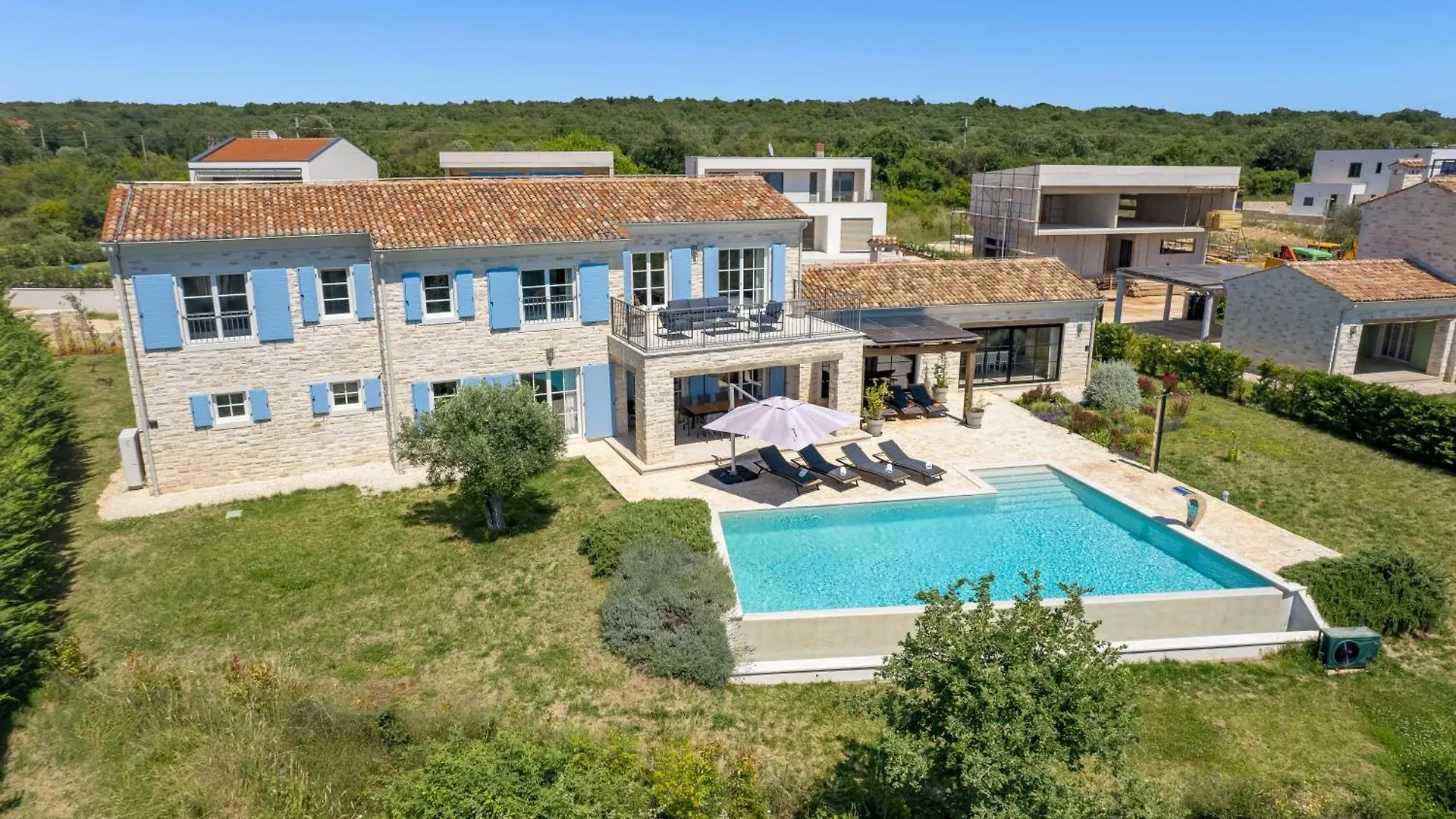Villa Plava With Panoramic Seaview And Big Pool Bale
