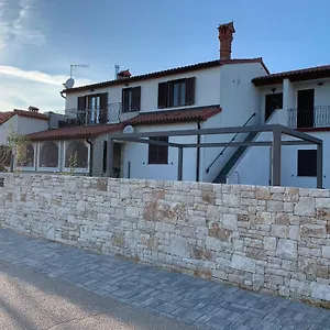  Appartamento Apartments&room Piutti