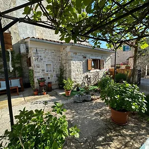 Casa Borgo Bale